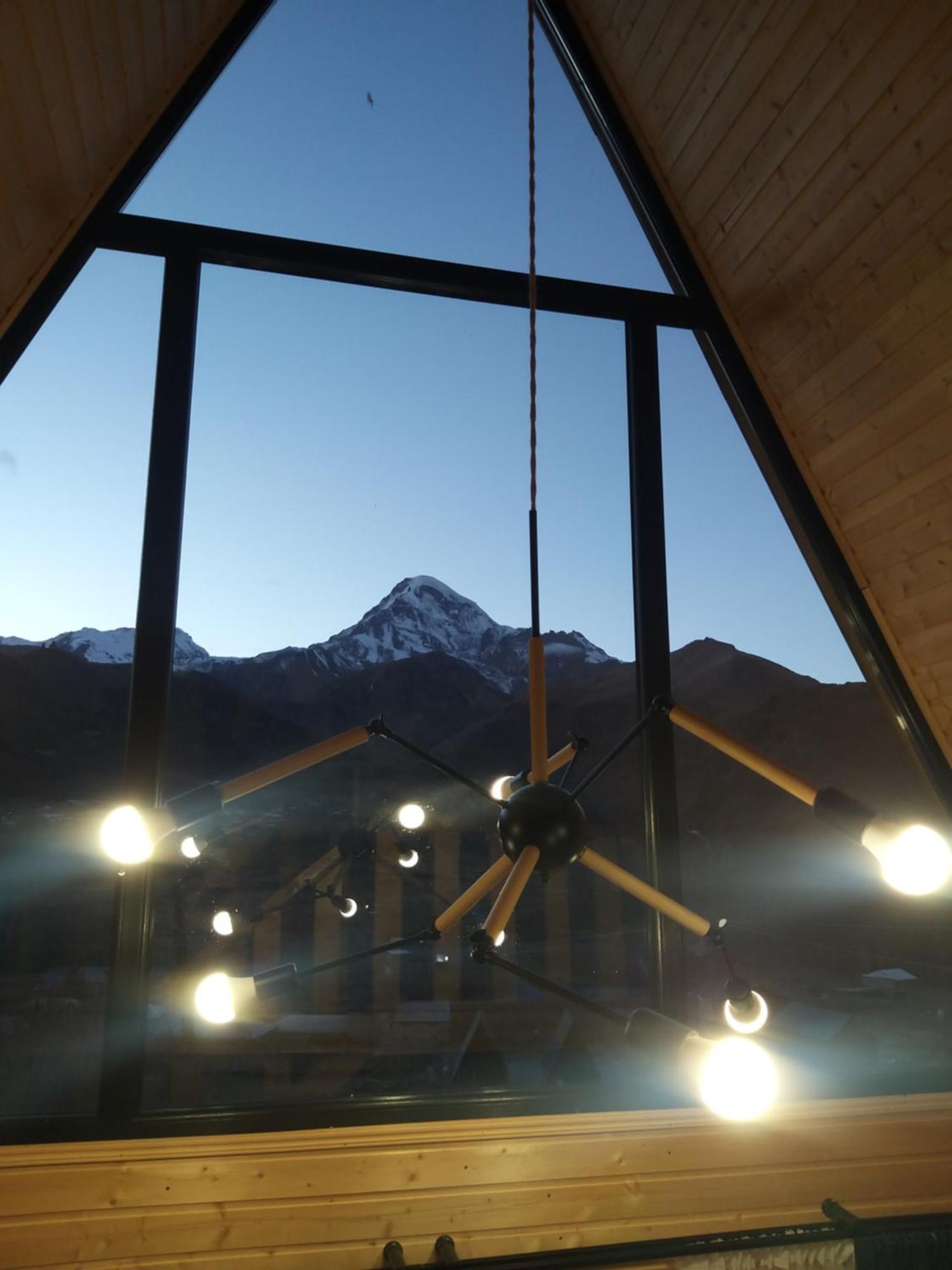 Emotion Kazbegi Διαμέρισμα Δωμάτιο φωτογραφία